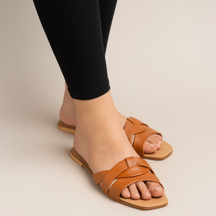 Marina Flats (Brown)
