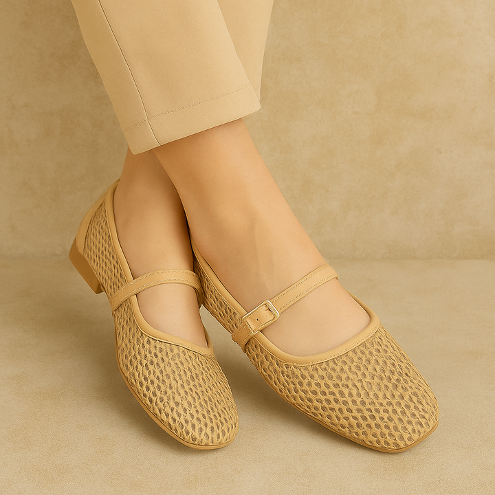 Luna Mesh Flats