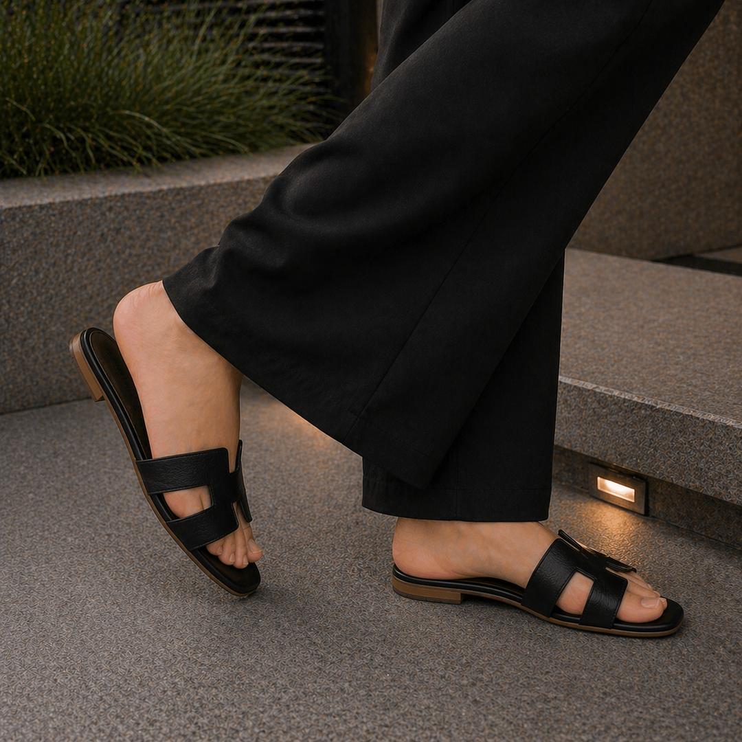 H Slides Black