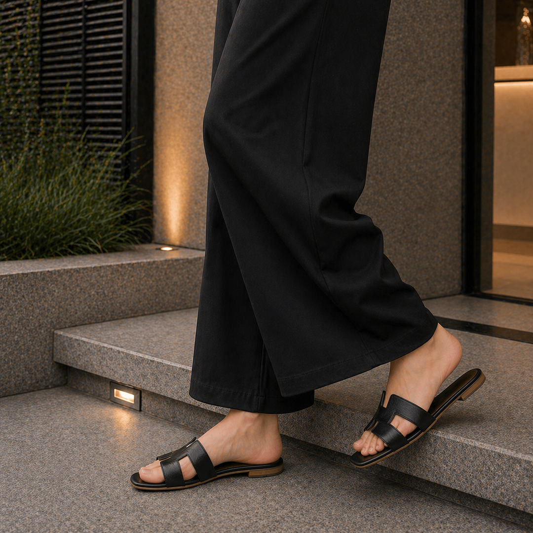 H Slides Black