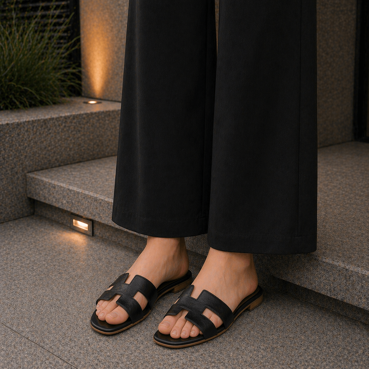H Slides Black