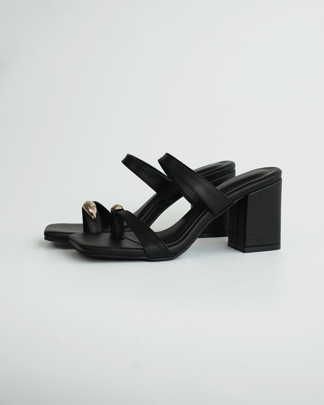 Elevé Block Heels