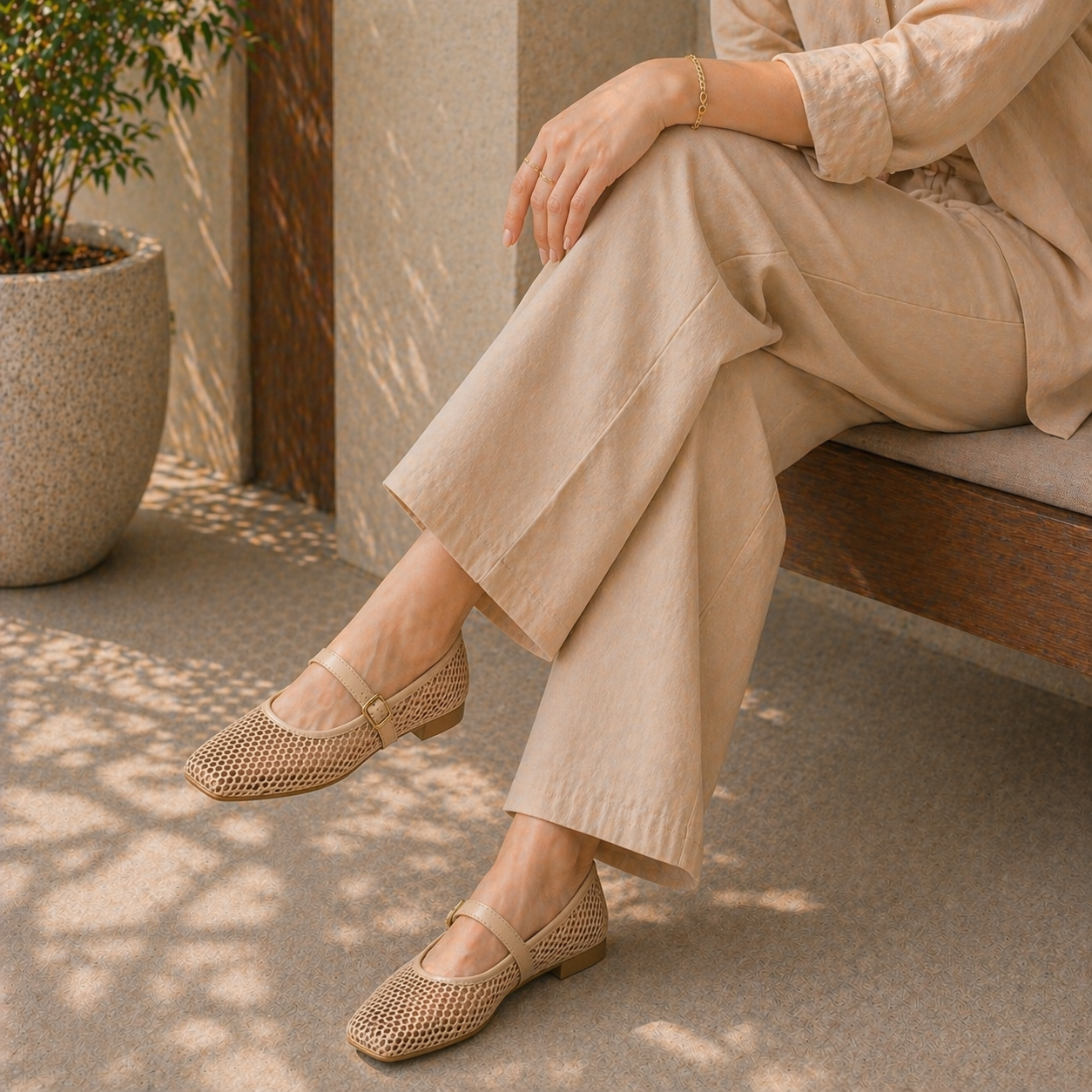 Luna Mesh Flats