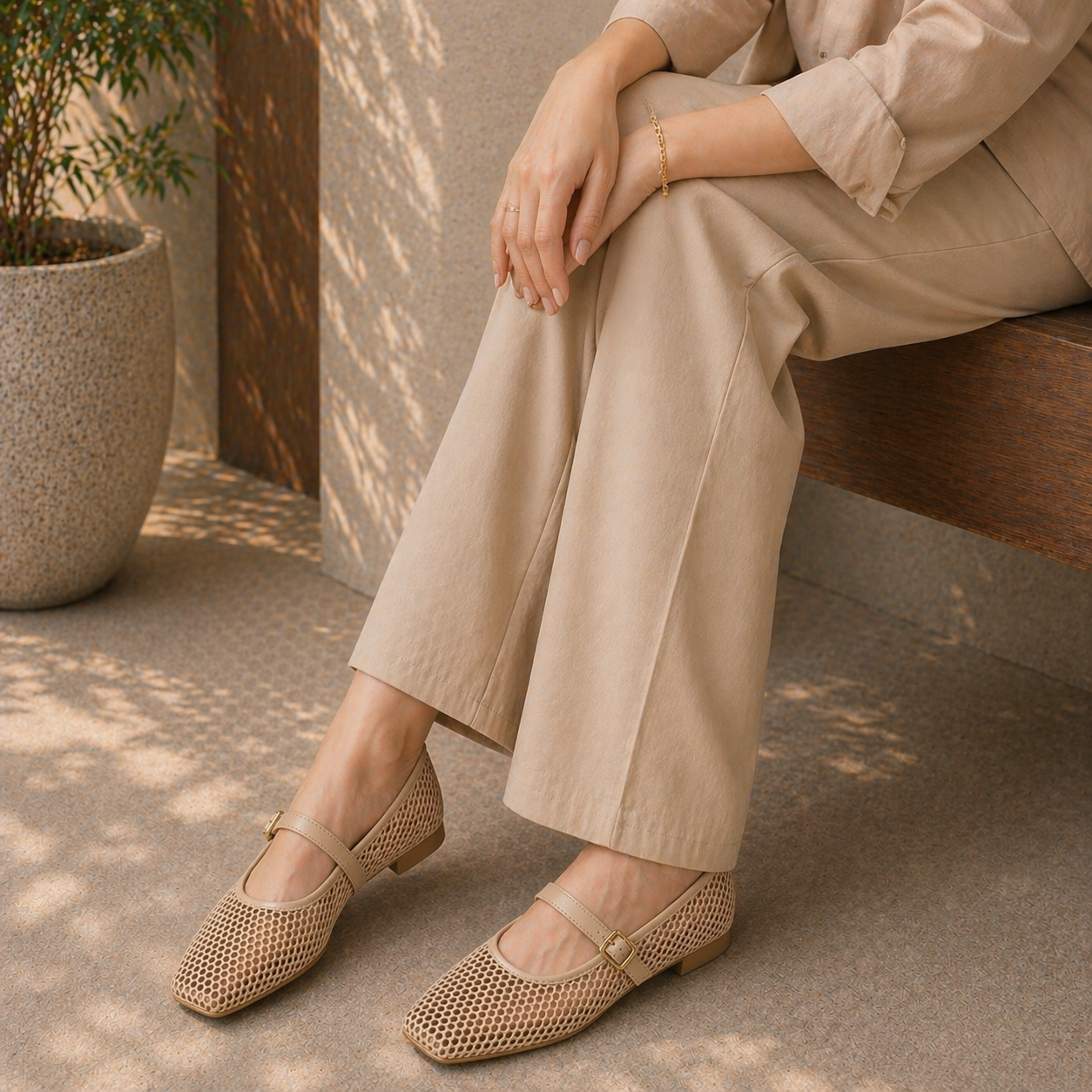 Luna Mesh Flats