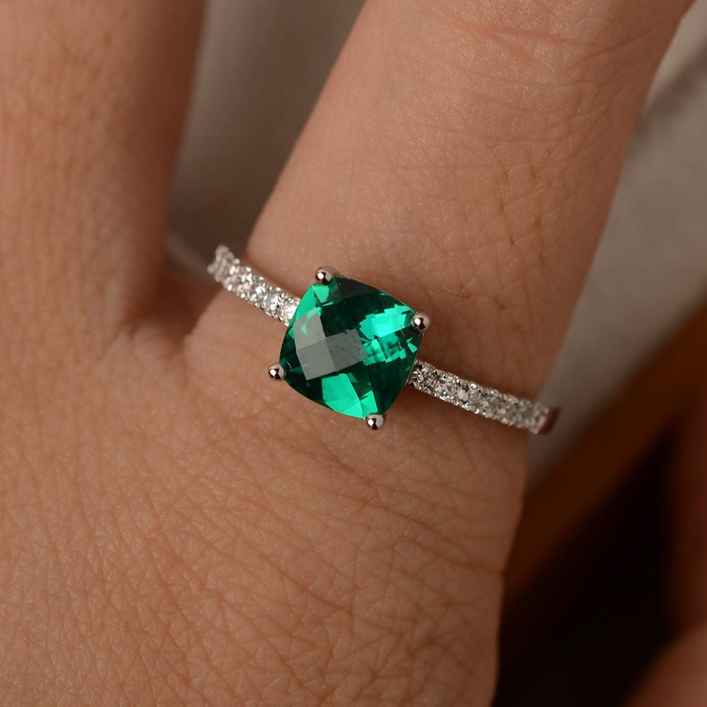 CHARLOTTE EMERALD RING - PURE SILVER - SENSATION Pakistan